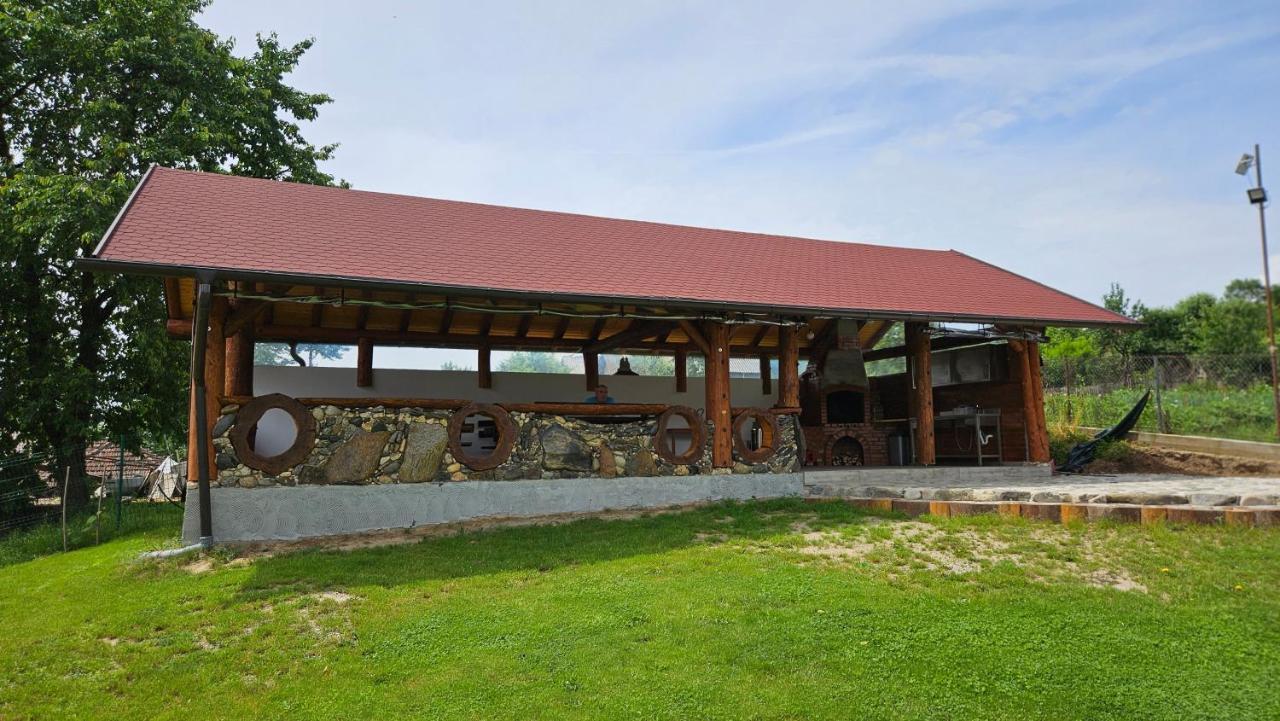 Pensiunea Tesoro Corbeni Exterior photo